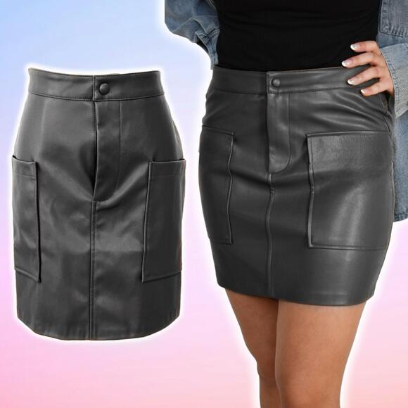 BB DAKOTA Vegan Leather Mini Skirt Sz Small Black - Picture 1 of 4